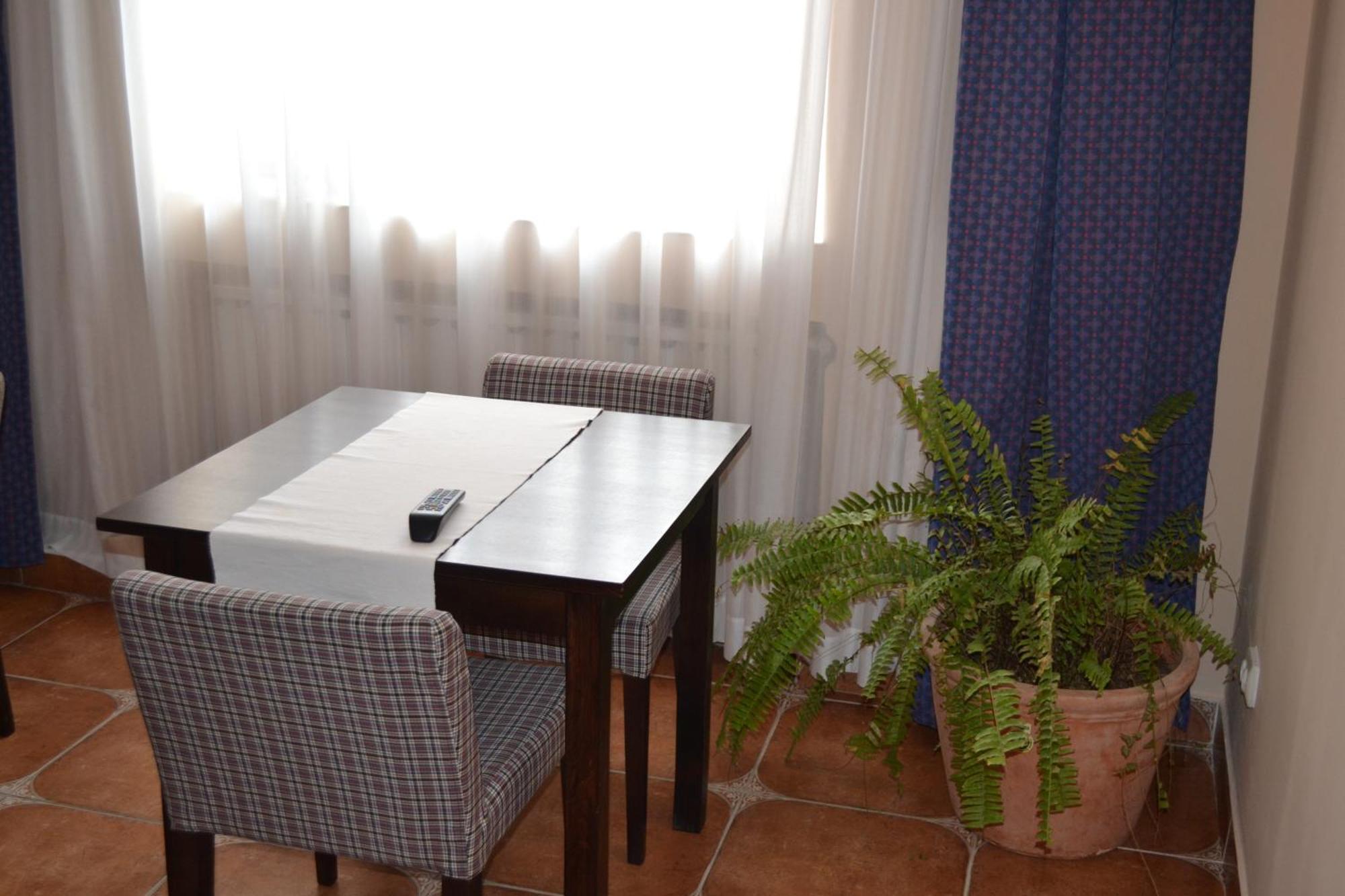 Pensiunea Casa Tepes Braşov Exteriör bild