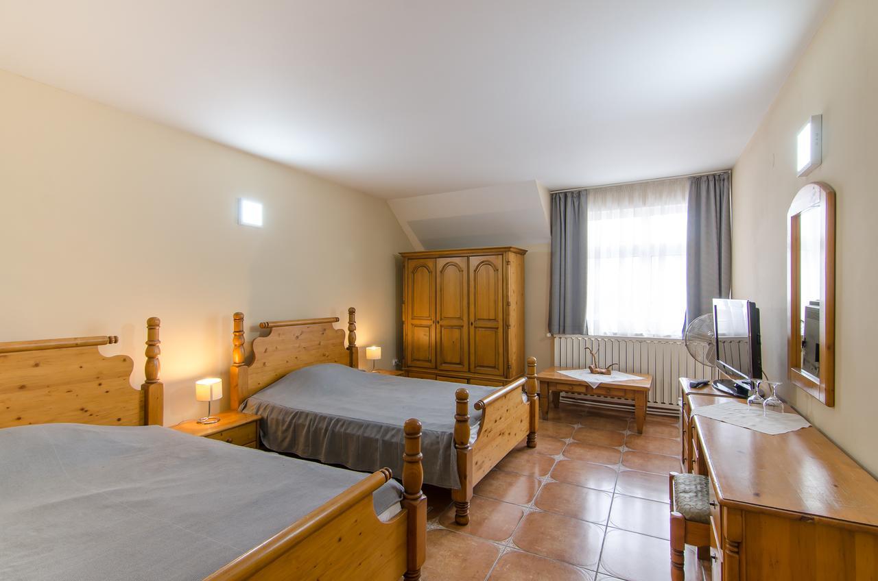 Pensiunea Casa Tepes Braşov Exteriör bild