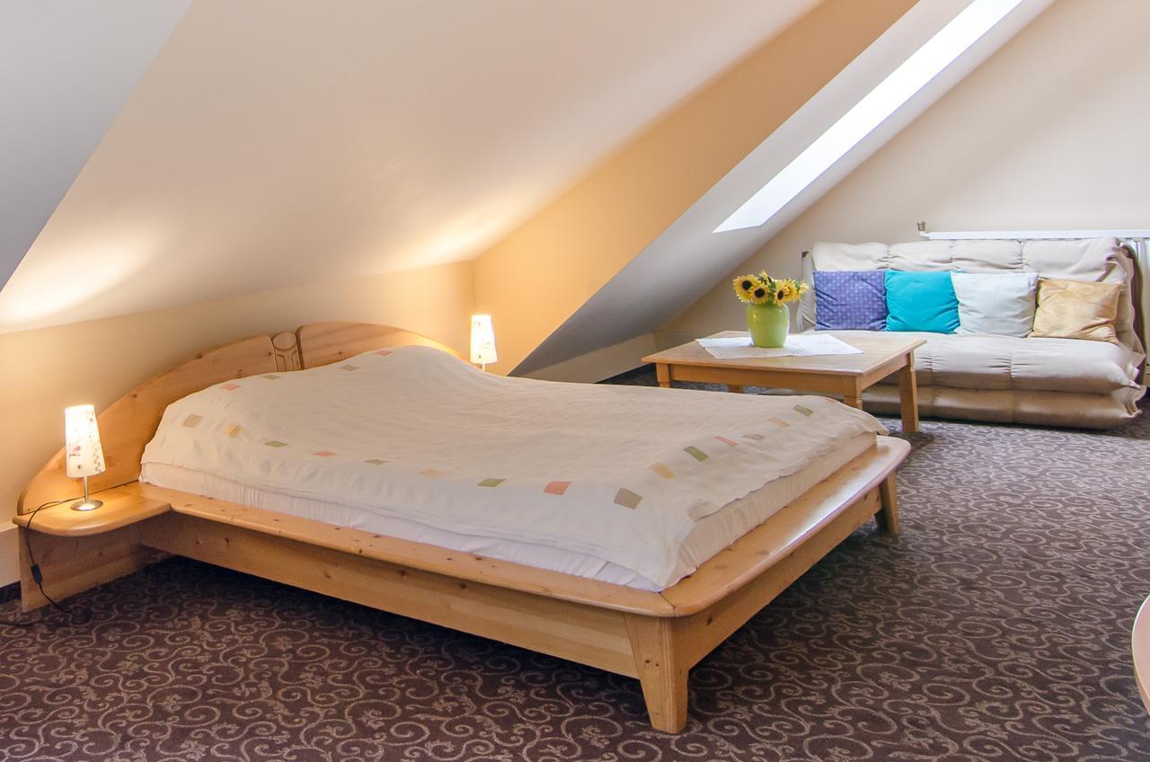 Pensiunea Casa Tepes Braşov Exteriör bild