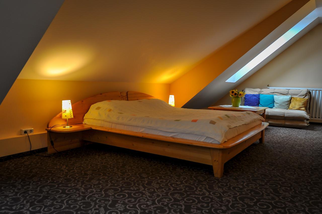 Pensiunea Casa Tepes Braşov Exteriör bild