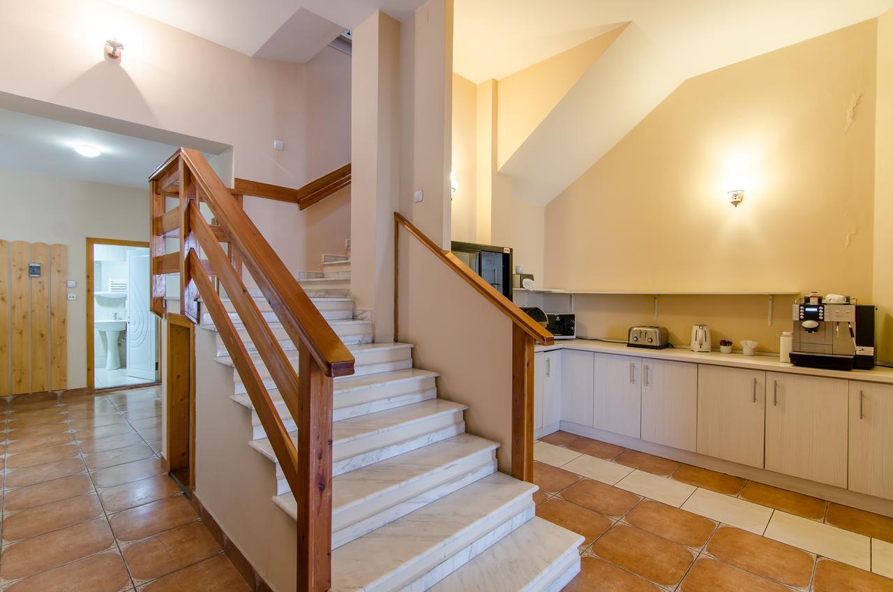 Pensiunea Casa Tepes Braşov Exteriör bild